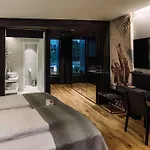 A Otel 4*