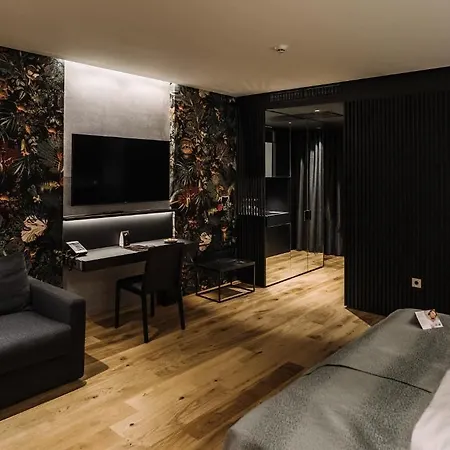 Szálloda A 4*