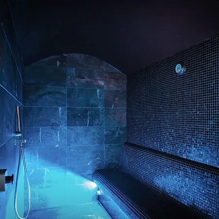 Hotel A 4*