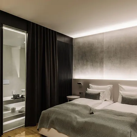 Hotel A 4*